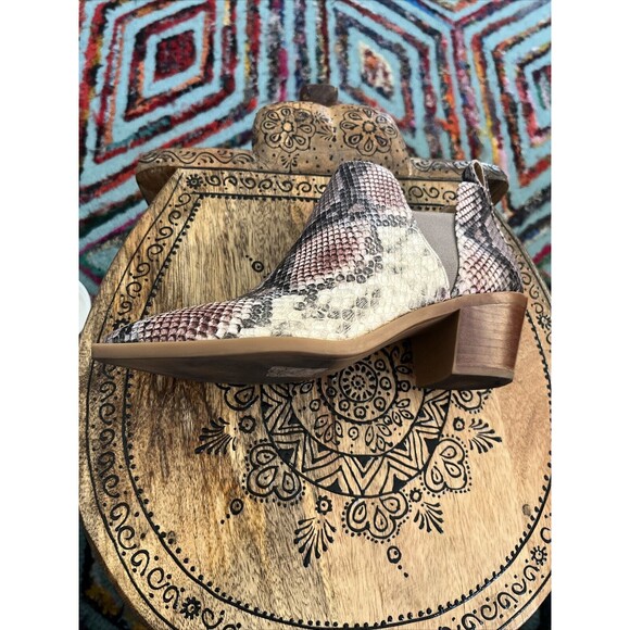 Dolce Vita Booties Women's Size 6 Gray-purple Ankle Boots Faux Snakeskin - Picture 3 of 10